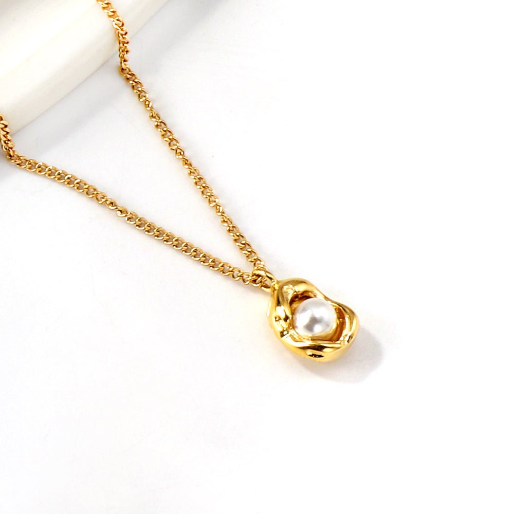 Gold Pearl Drop Necklace - Aevum.accessorieshypoallergenicjewelry