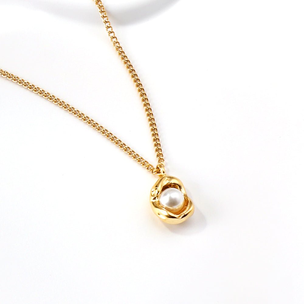 Gold Pearl Drop Necklace - Aevum.accessorieshypoallergenicjewelry